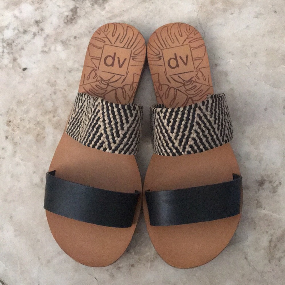 dv Summer Sandals size 6
